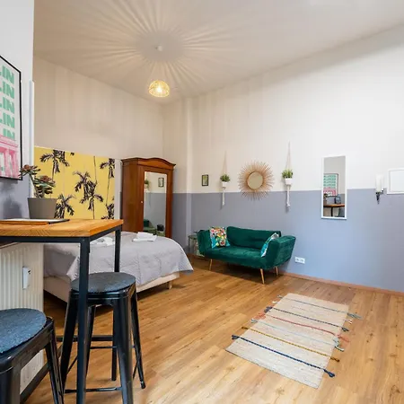 Central, Calm - High-speed Wifi - Close To Park Berlin