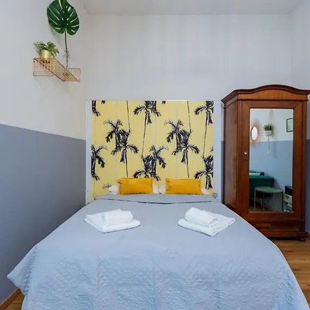 Central, Calm - High-speed Wifi - Close To Park Appartamento *