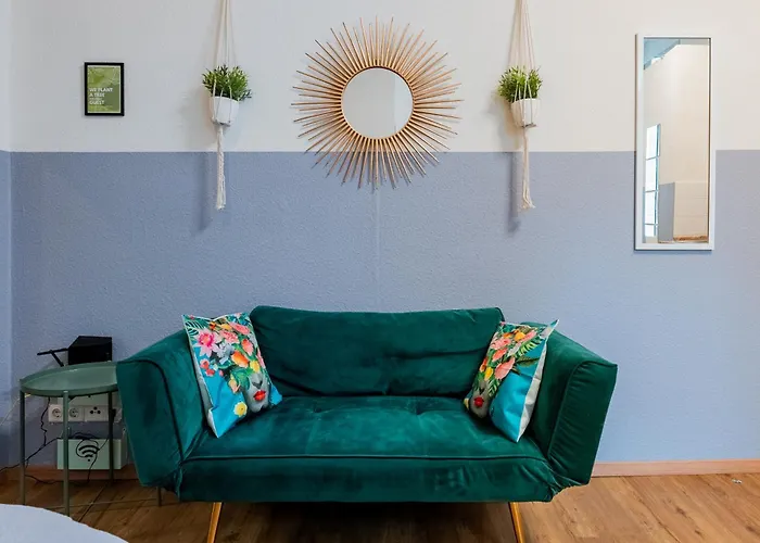 Central, Calm - High-speed Wifi - Close To Park *